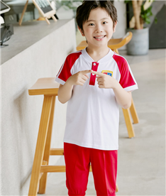 夏季男中小學生運動服裝（近照）